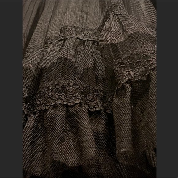 Authentic Alice & Olivia SUZE PUFF DRESS Tiered Lace Tulle Silk Dress $895.00 - Picture 8 of 16